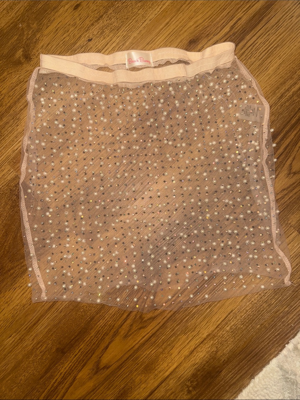Beach Bunny Pink Beaded Mesh Mini Skirt size M
Never been worn!!